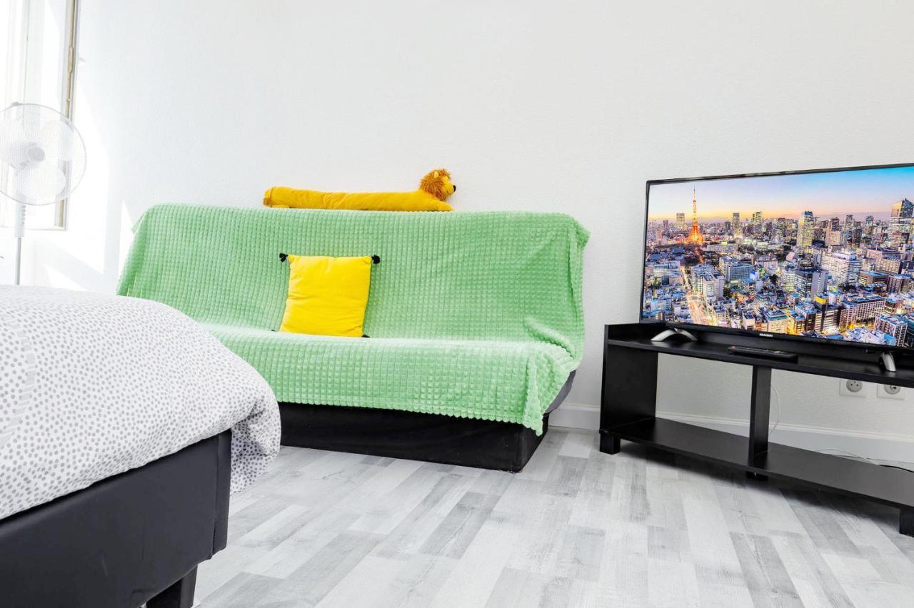 Ld - Location Montlucon Apartment Bagian luar foto