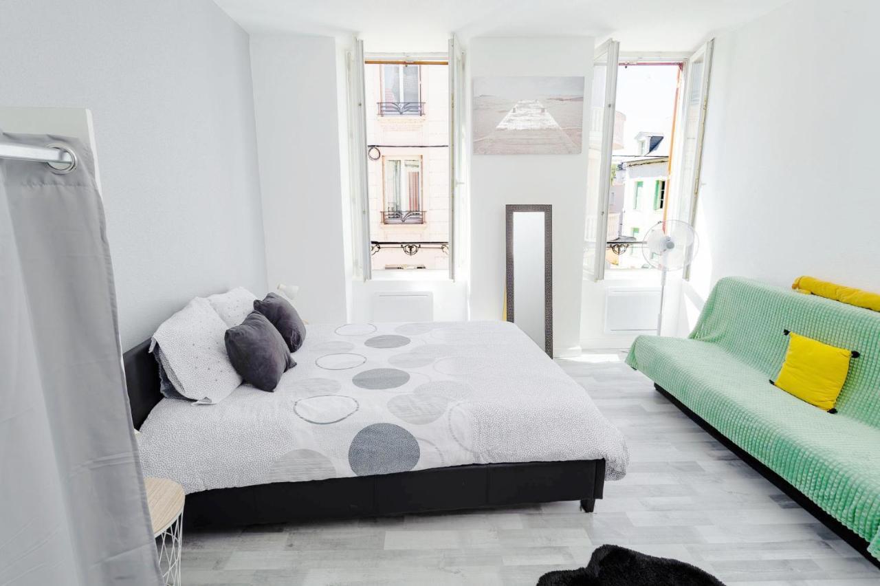 Ld - Location Montlucon Apartment Bagian luar foto