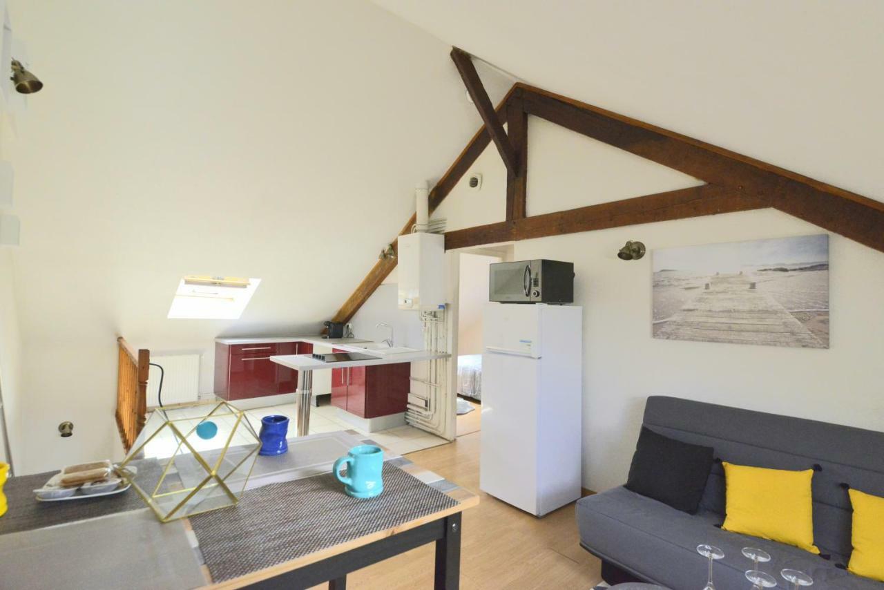 Ld - Location Montlucon Apartment Bagian luar foto