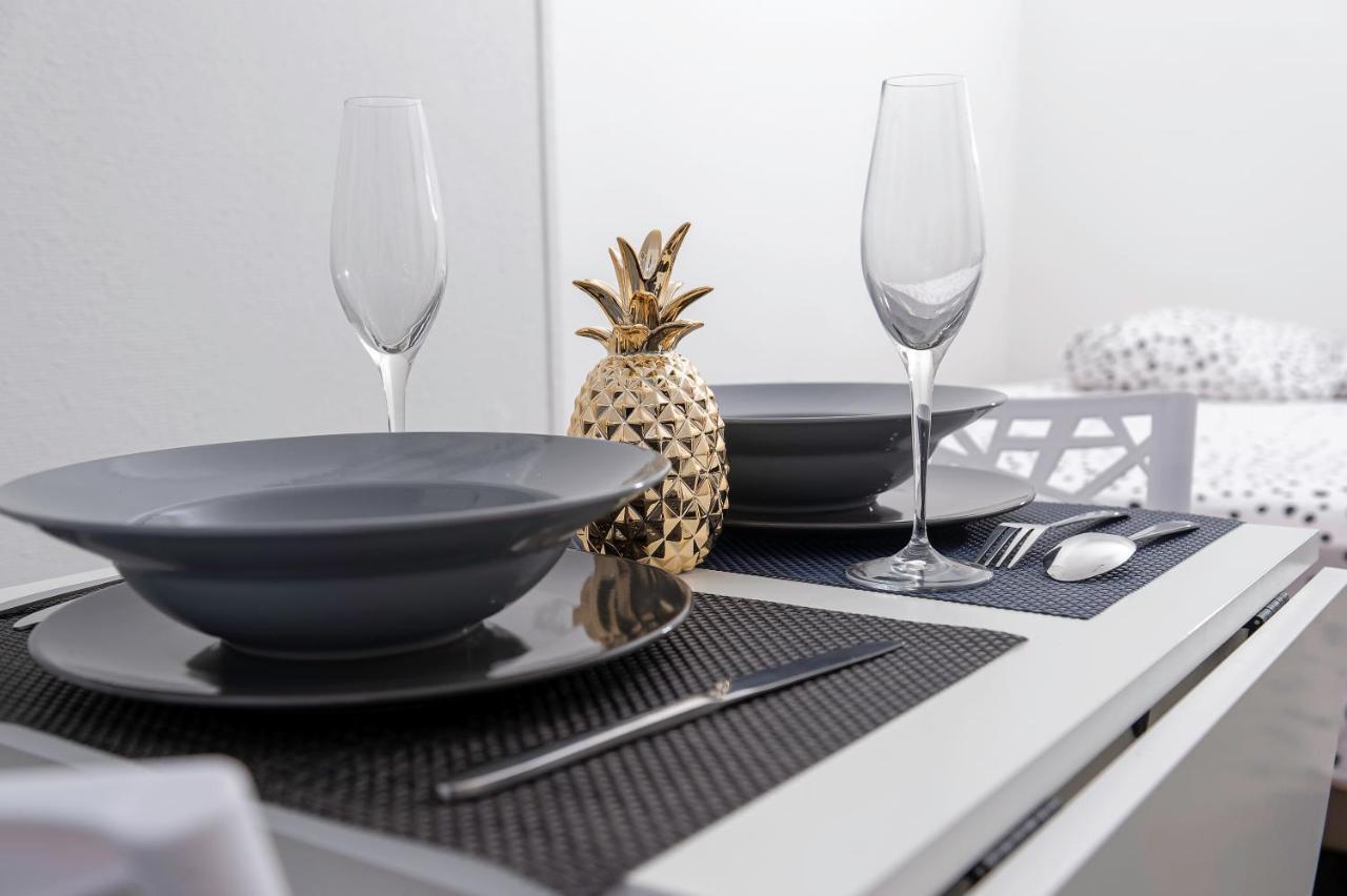Ld - Location Montlucon Apartment Bagian luar foto